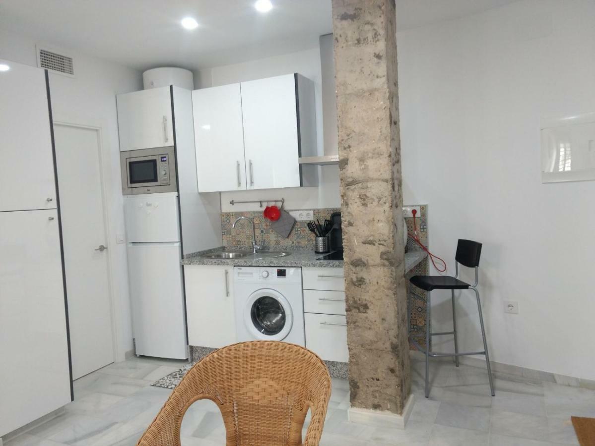 Segura Donkey Apartment Seville Exterior photo